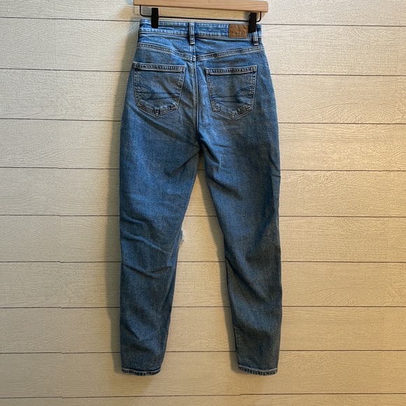 American Eagle AE Strigid Ripped Mom Jeans, Size 00, Blown Out Blue - Picture 11 of 11